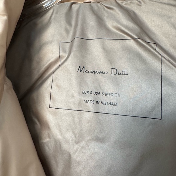 Quilted puffer jacket, light weight, water repellant - Picture 3 of 8